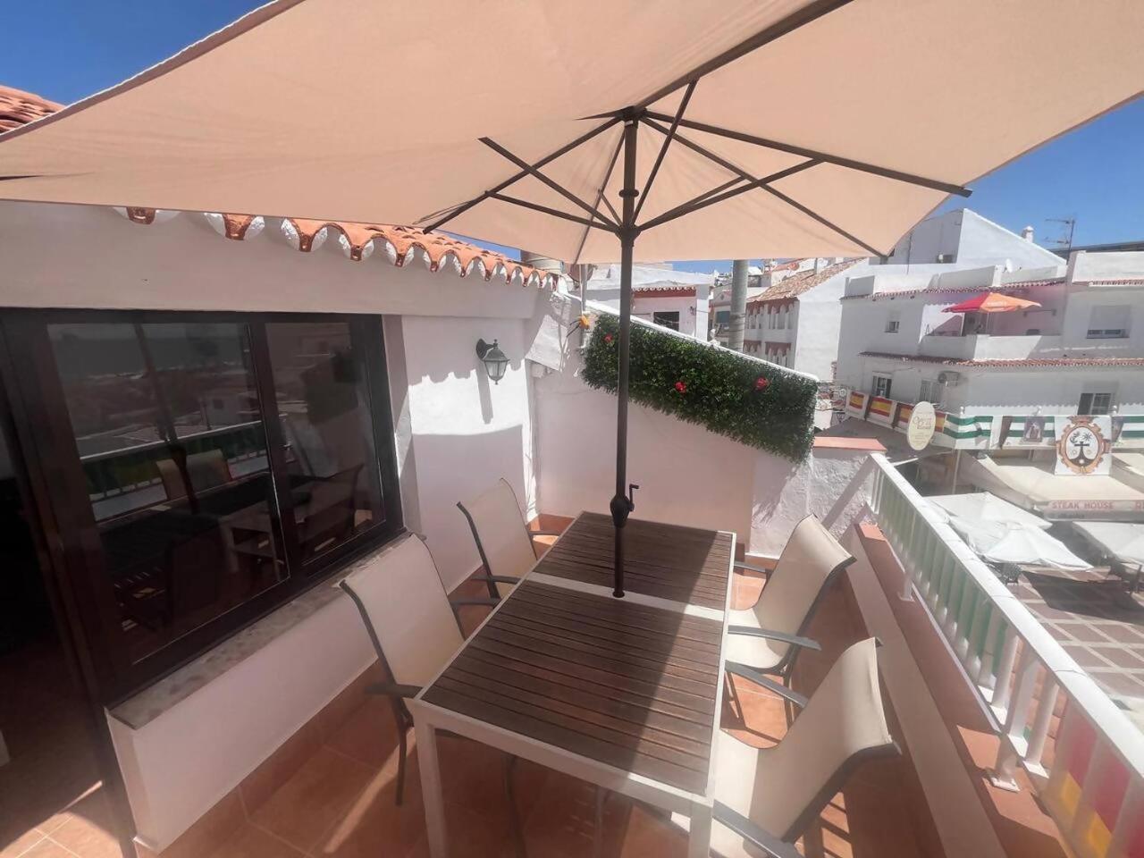 Apartamento Lidia Planta 2, La Carihuela 1ª Linea Playa, Vistas Mar, Buhardilla 1 Dormitorio, 40 M2, 1-3 Huesped, Terraza, Wifi Торемолинос Екстериор снимка