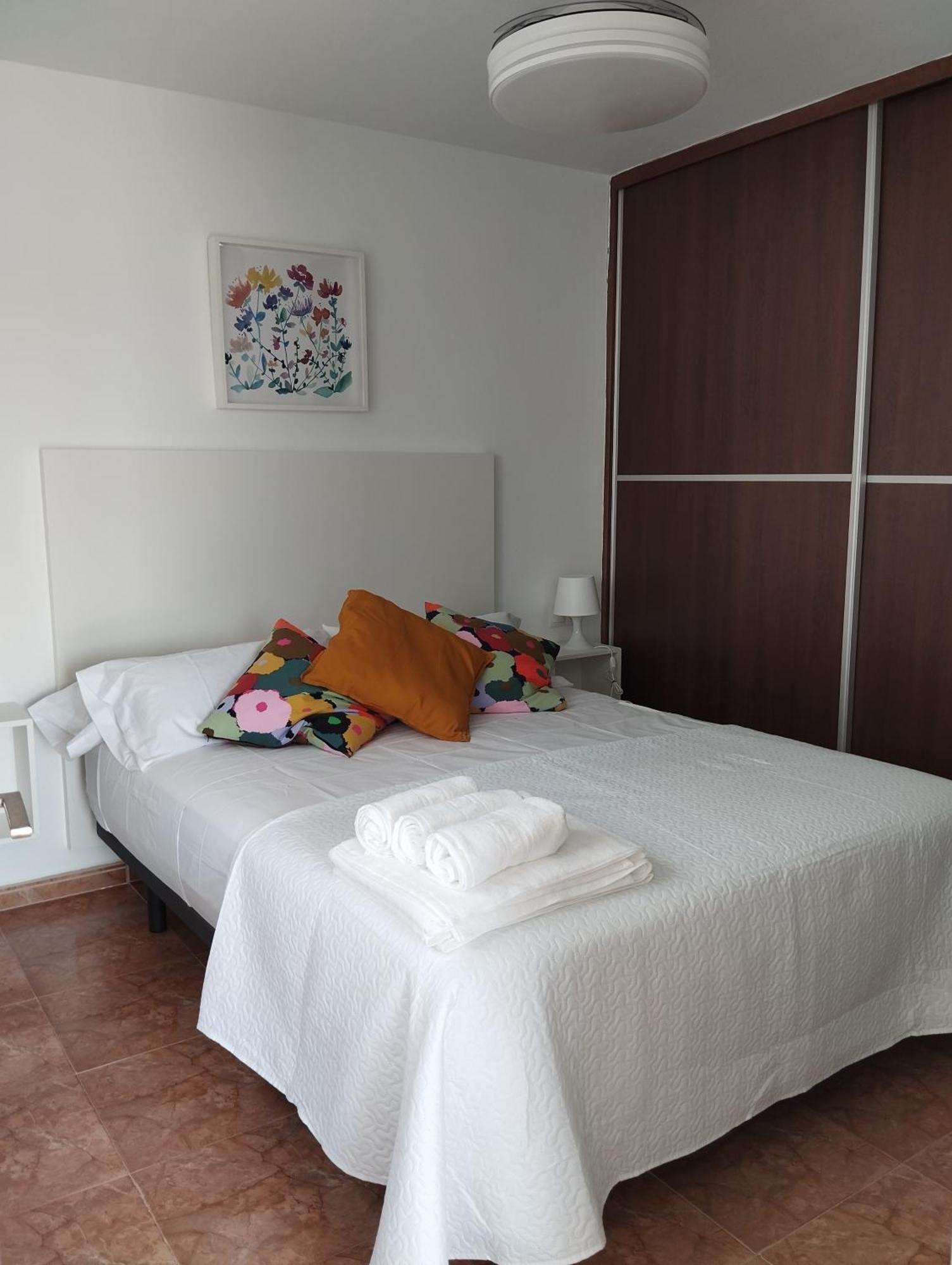 Apartamento Lidia Planta 2, La Carihuela 1ª Linea Playa, Vistas Mar, Buhardilla 1 Dormitorio, 40 M2, 1-3 Huesped, Terraza, Wifi Торемолинос Екстериор снимка